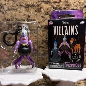 Disney Villains Ursula Figure Keychain - Purple & Black